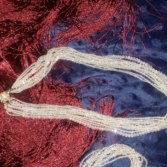 Crystal glass necklace and matching bracelet set - Picture 3 of 5